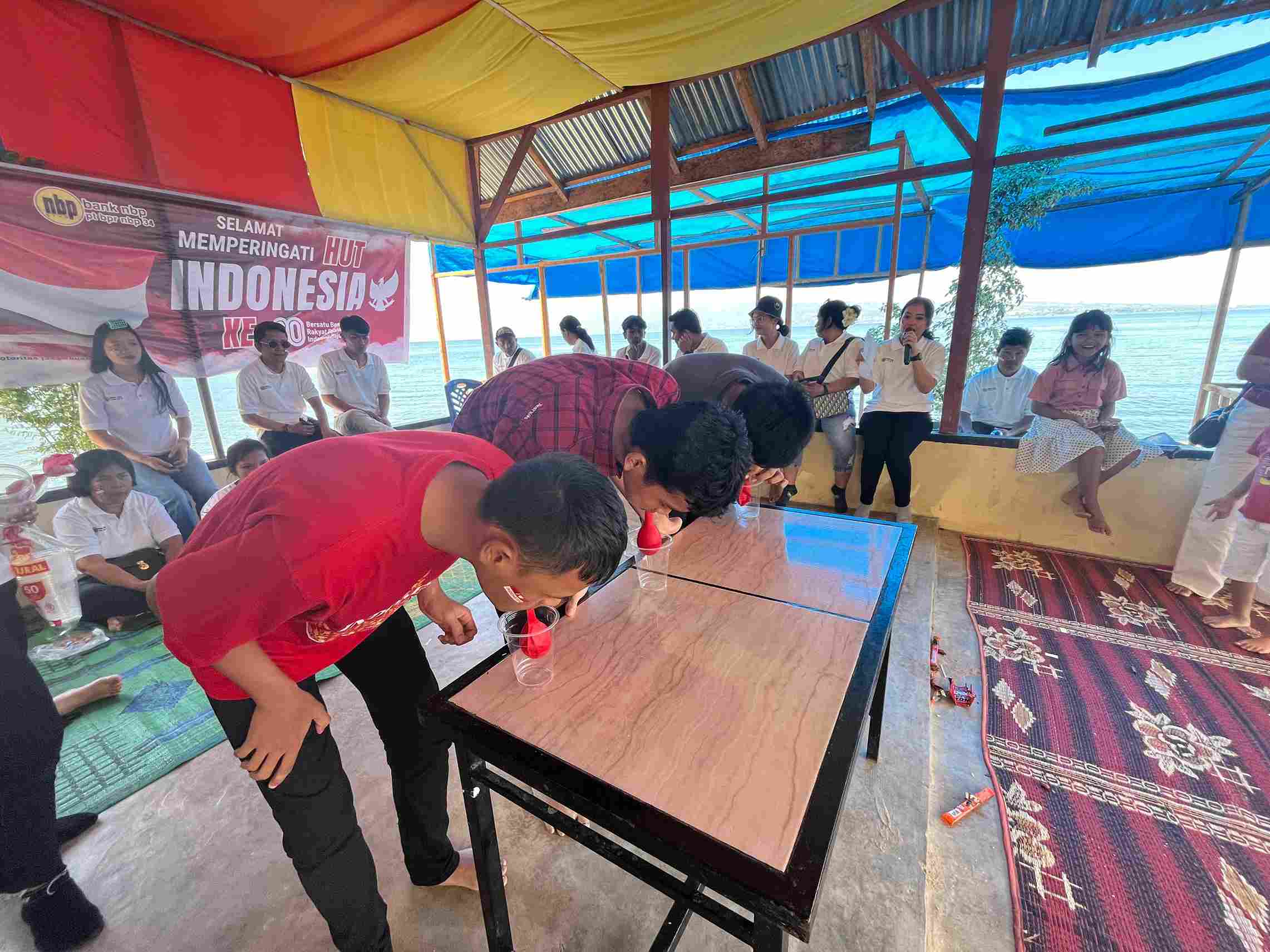 Santai & Kekompakan Kantor
Rayakan kemerdekaan bareng satu kantor tercinta!
Dirgahayu Republik Indonesia ke-80 ðŸŽŠðŸ‡®ðŸ‡©